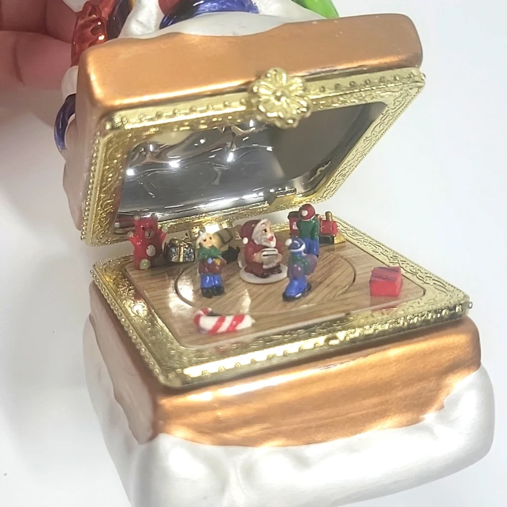 Mr Christmas sweet animated
